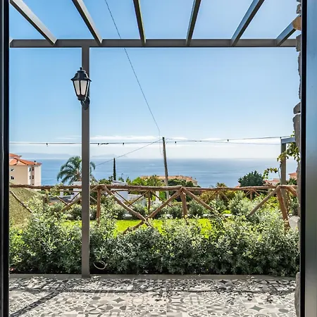 Vakantiehuis New Modern Ocean View Caniço