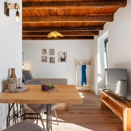 New Modern Ocean View Vakantiehuis