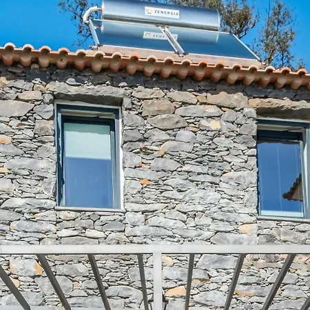 Vakantiehuis New Modern Ocean View