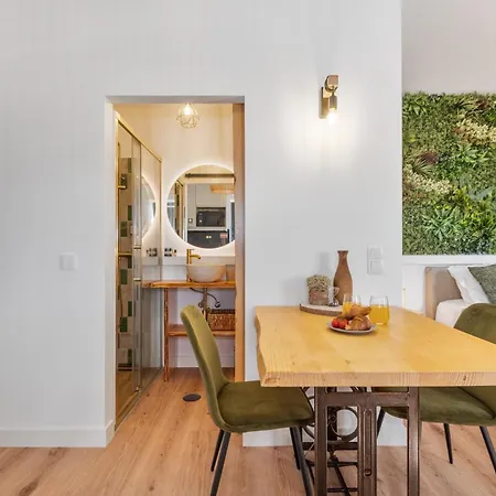 Vakantiehuis New Modern Ocean View *