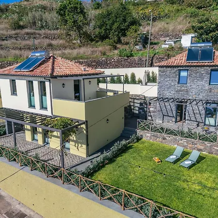 New Modern Ocean View Vakantiehuis